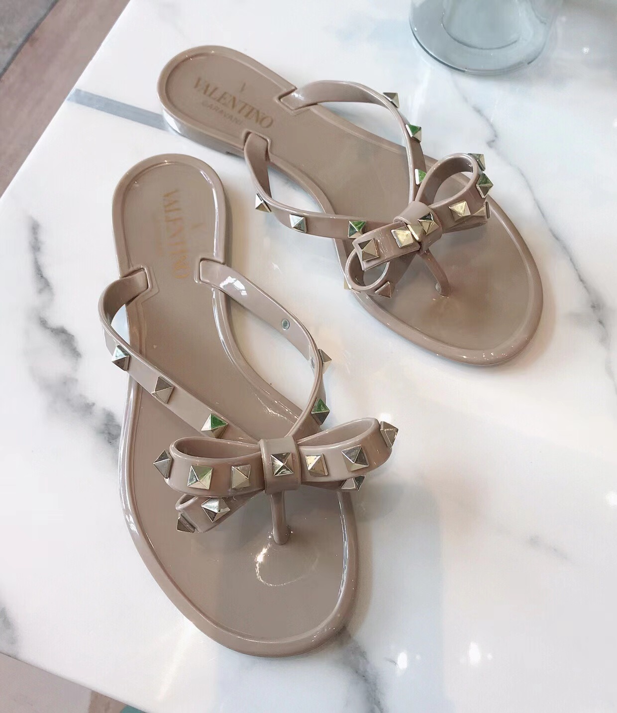 Valentino Slides
