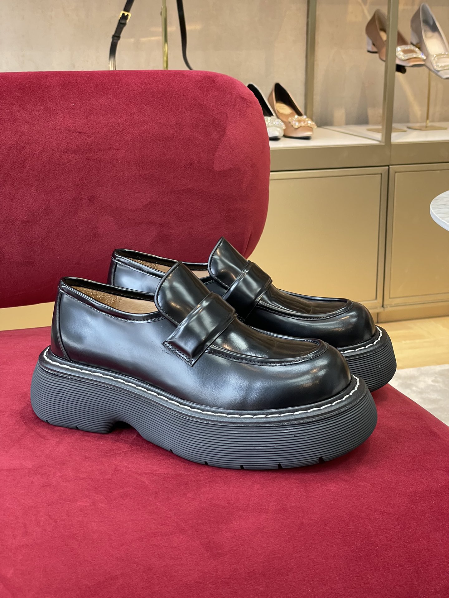 Bo*te*ga ve*ne*ta bounce boots(size 35-45)