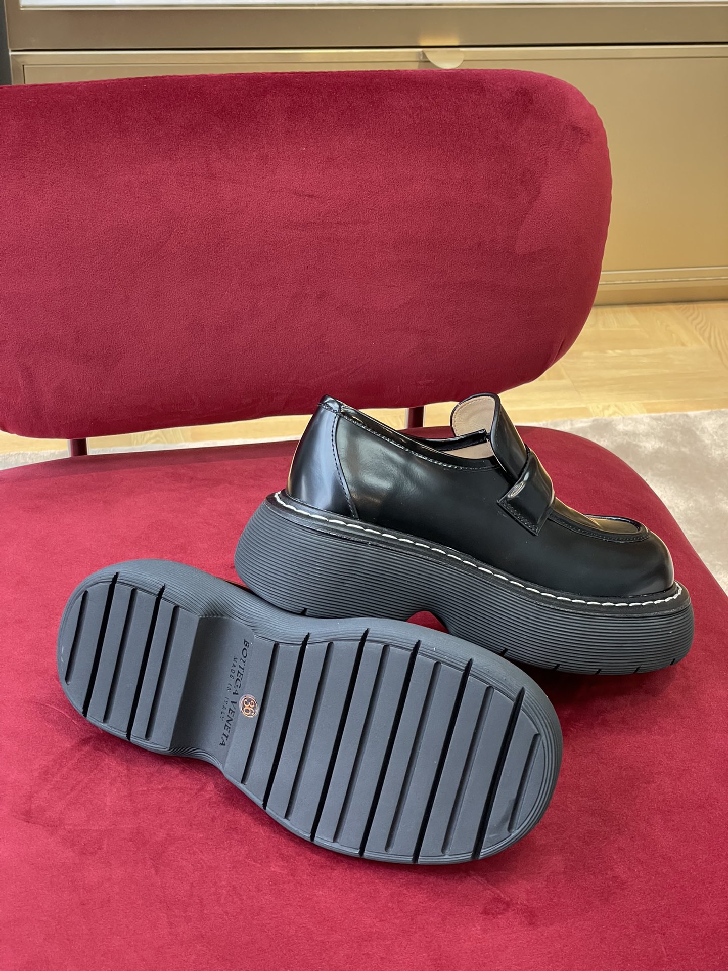 Bo*te*ga ve*ne*ta bounce boots(size 35-45)