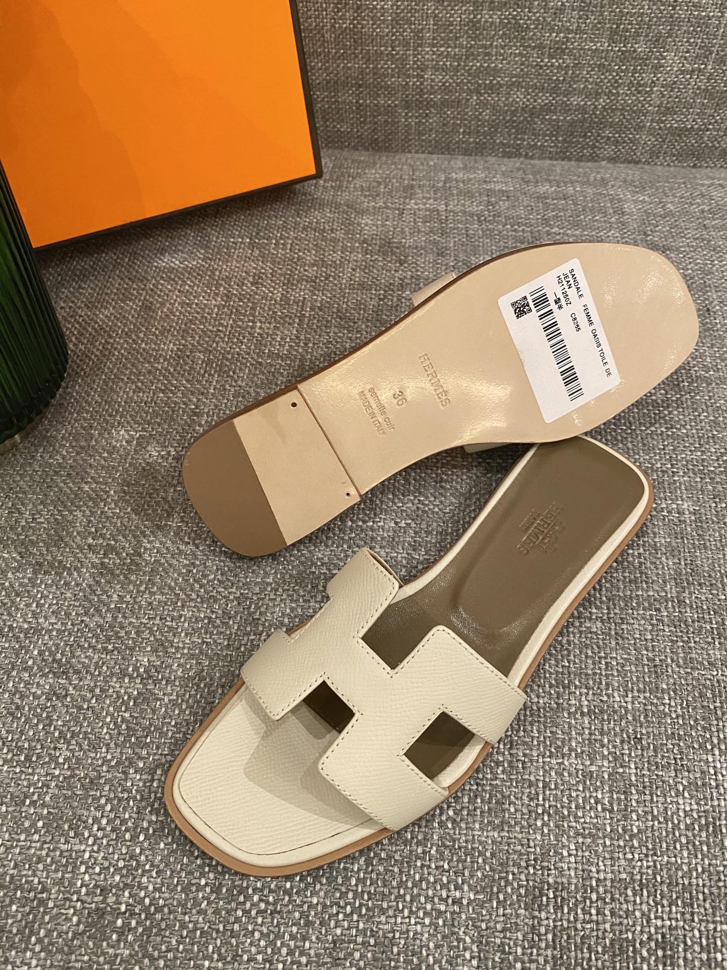 H**mes slippers in caviar leather