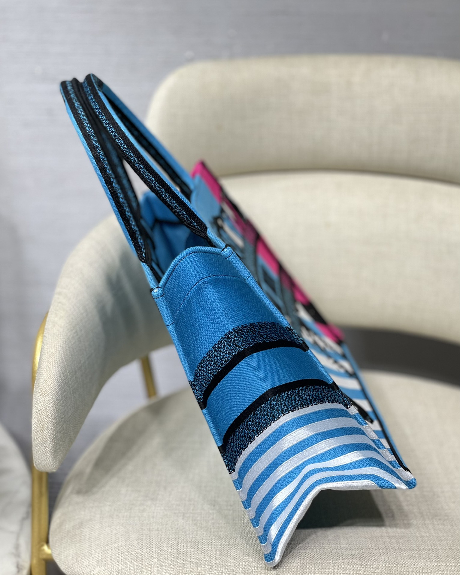 D*or small book tote-36.5cm