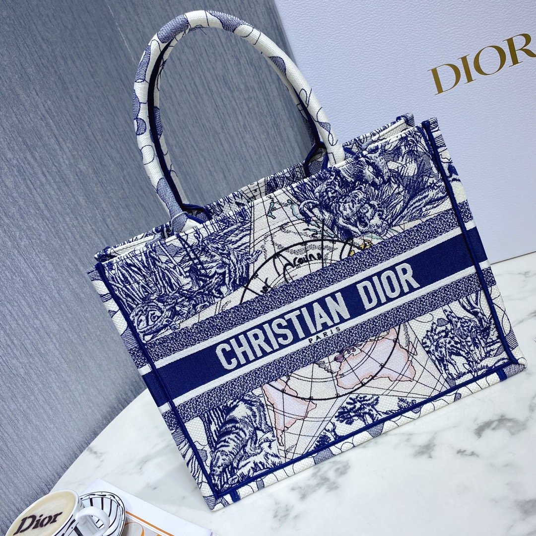 D*or small book tote-36.5cm