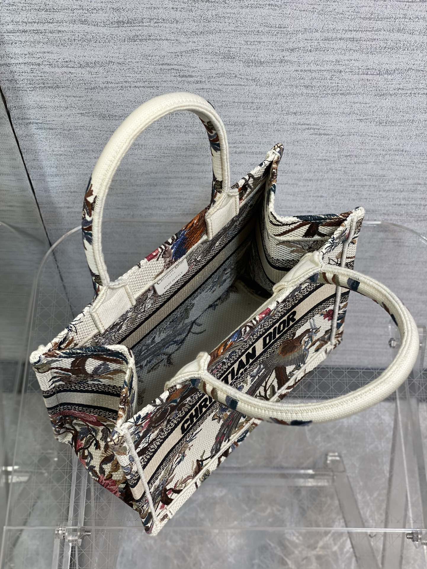 D*or small book tote-26*8*22cm