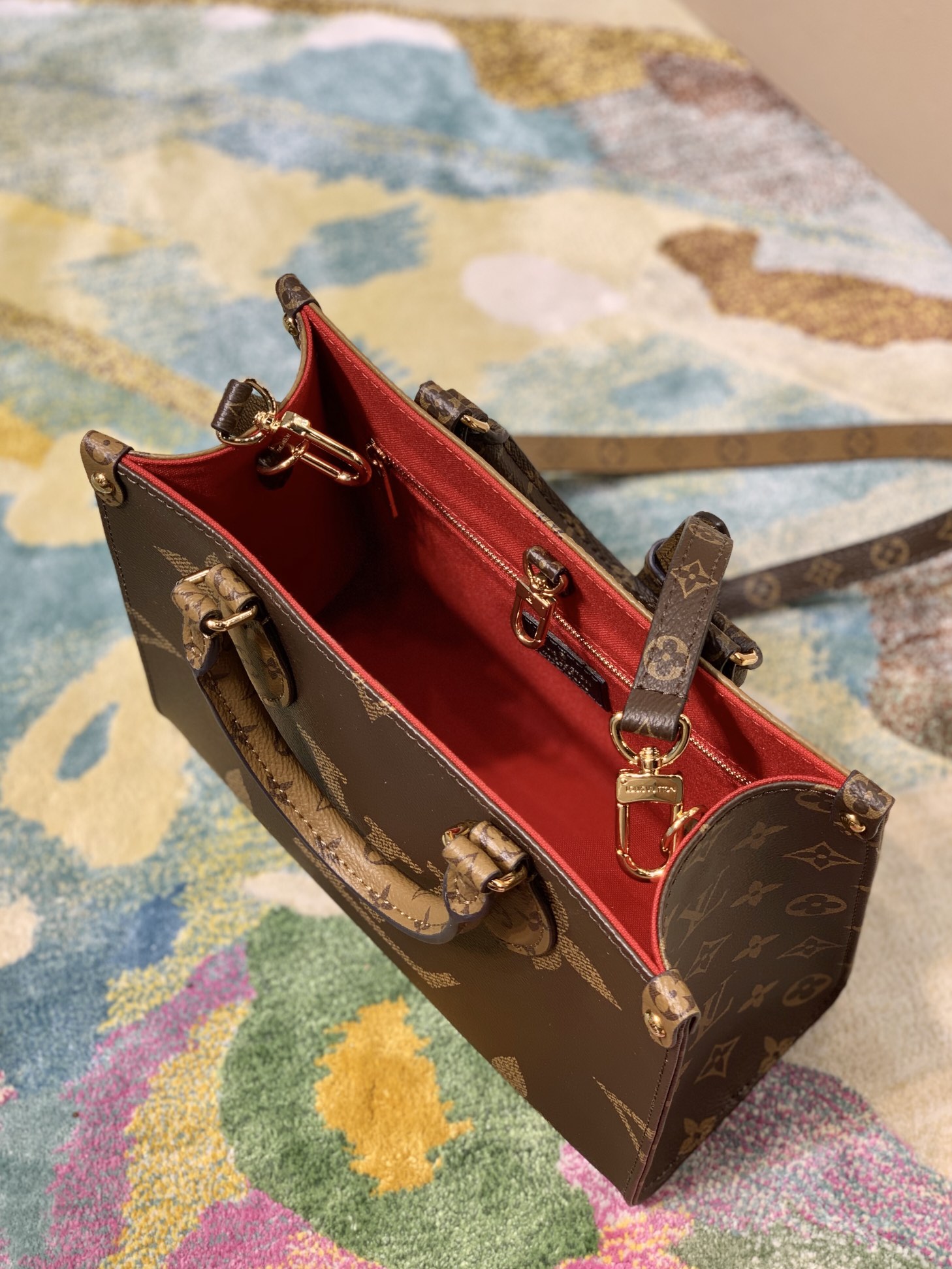 l**is V*t*n mini onthego handbag-25*19*11.5cm