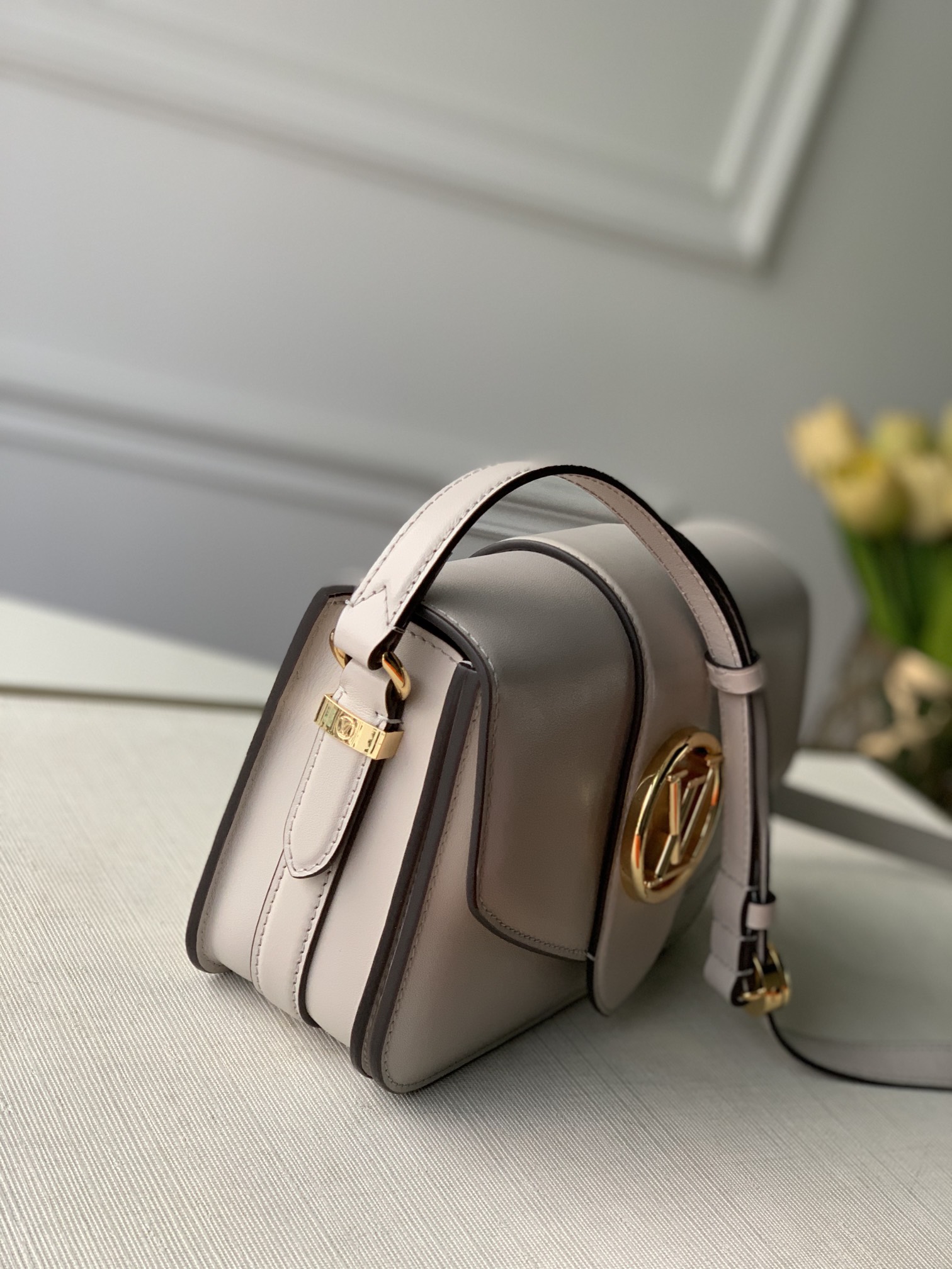 l**is V*t*n pont 9 handbags-23*15*8cm