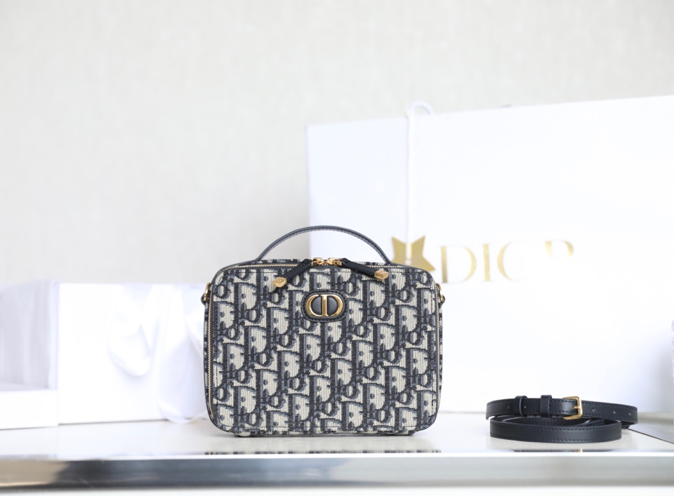 D*or camera bag-19.5*15*6cm