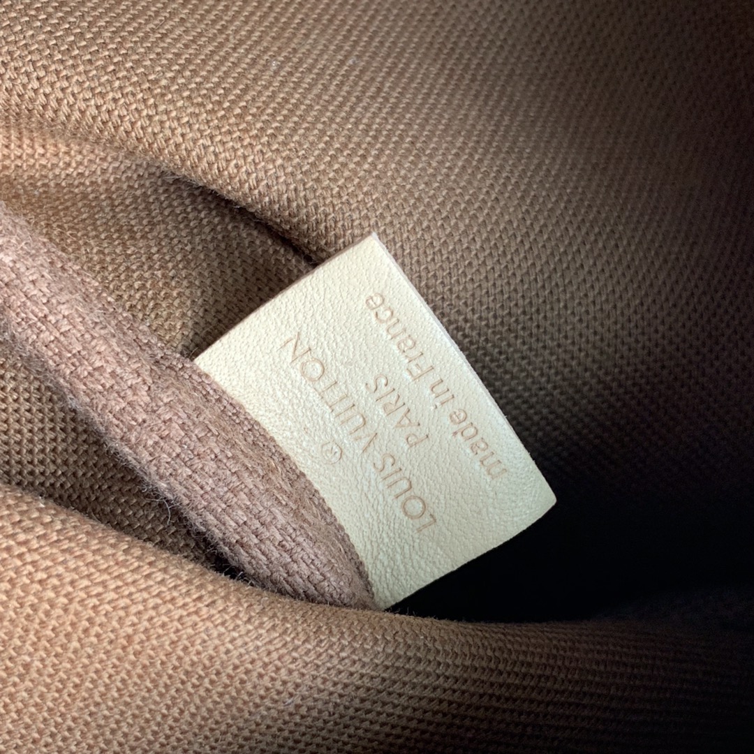 l**is V*t*n multi pochette accessoires-25*13&20*11*10cm