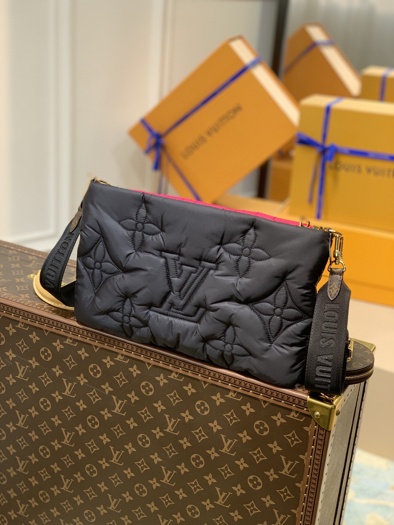 l**is V*t*n maxi multi pochette accessoires -34 x 21.5 x 5cm