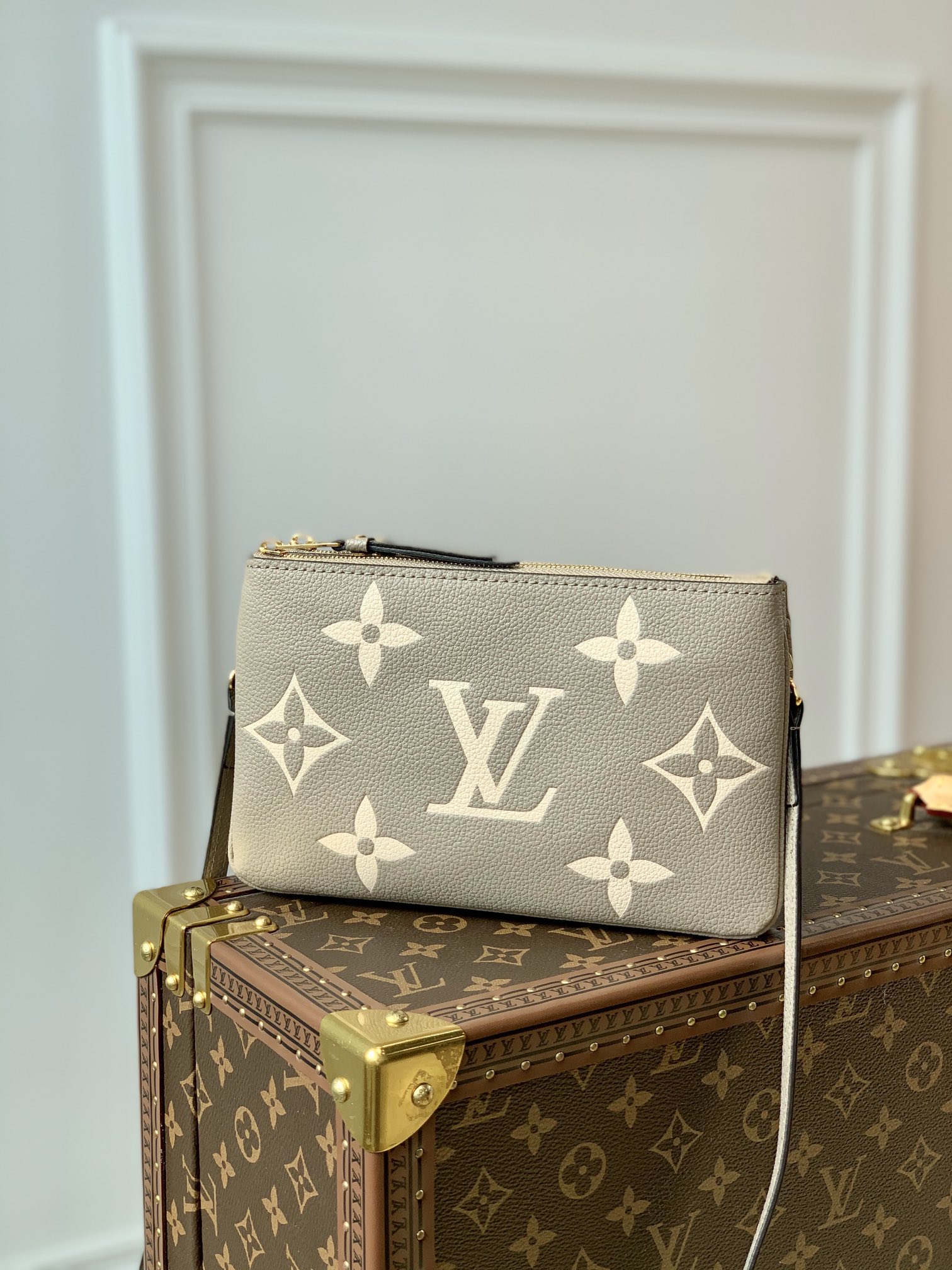 l**is V*t*n m80084 pochette double zip bag -20*12.5*3cm