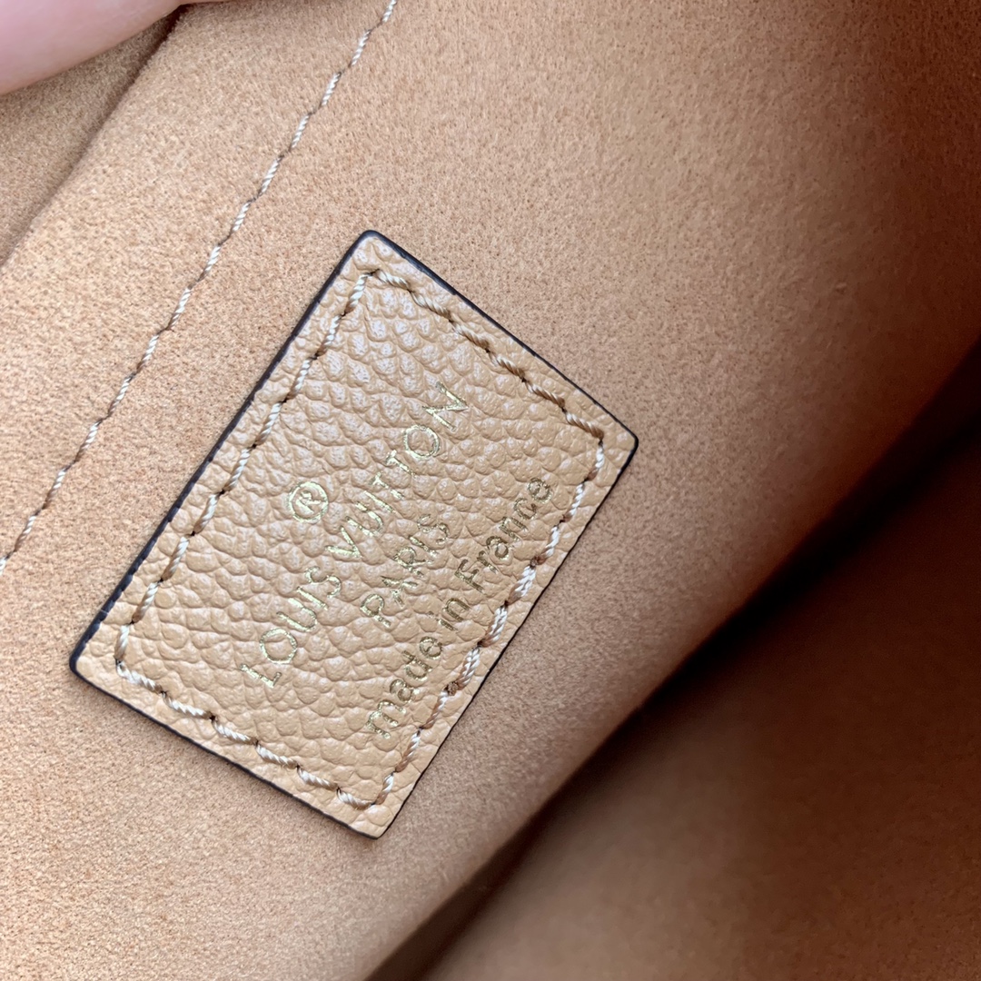 l**is V*t*n multi pochette accessoires-25*13&20*11*10cm