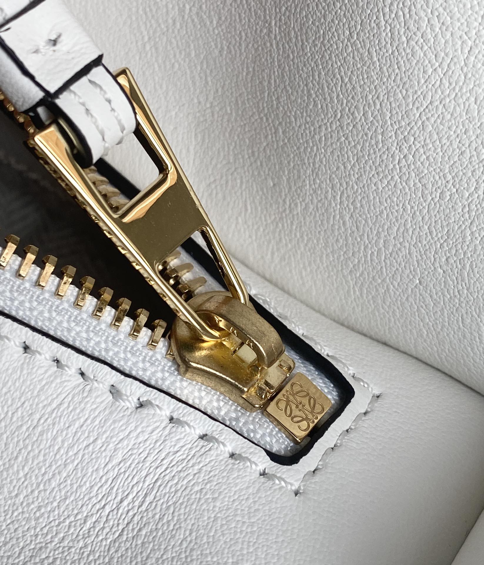 Loewe Puzzle Medium Bag-29*18*12CM