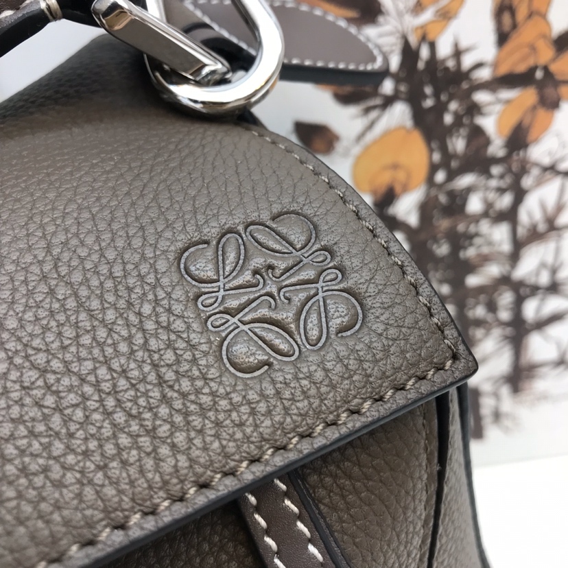 Loewe Puzzle Medium Bag-29*18*12CM