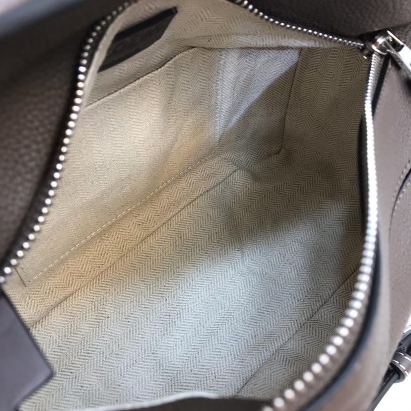 Loewe Puzzle Medium Bag-29*18*12CM