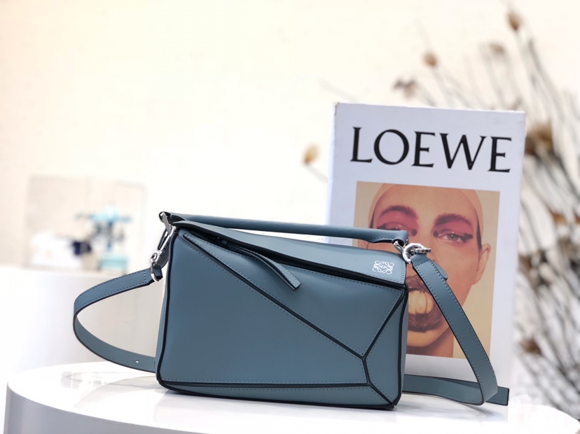 Loewe Puzzle Small Bag-24*10*14CM
