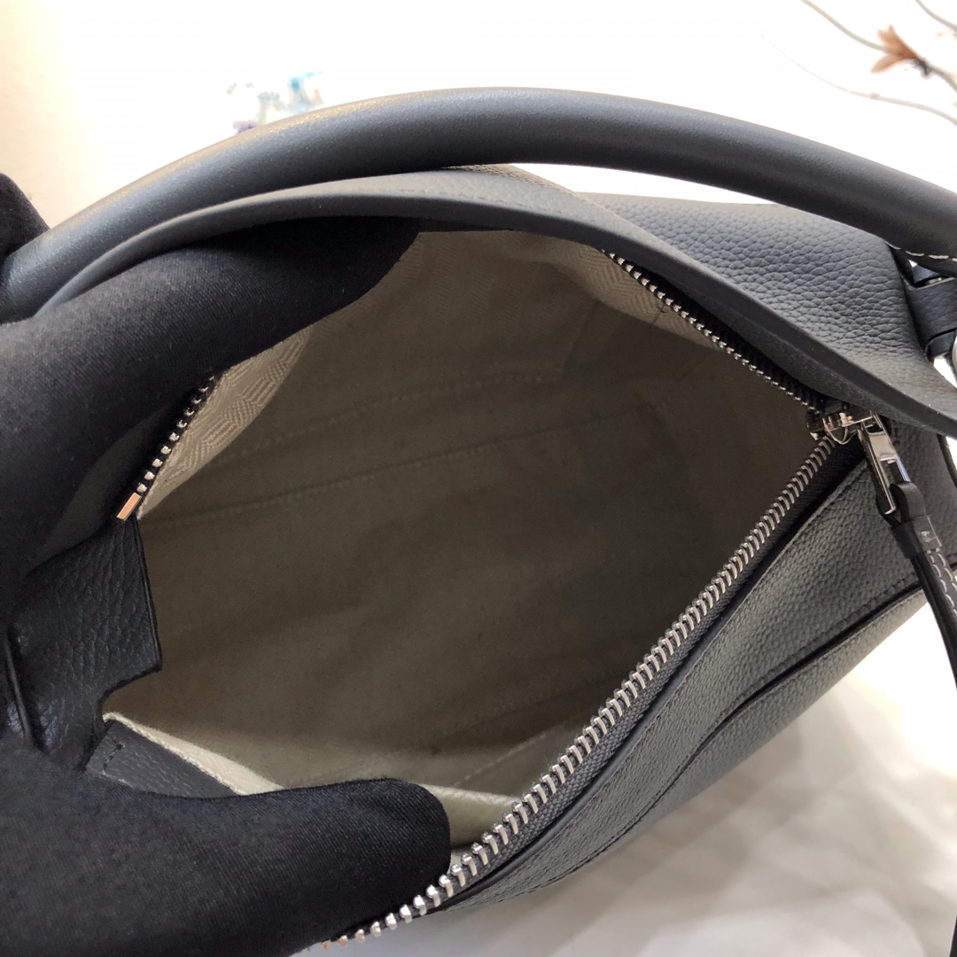 Loewe Puzzle Small Bag-24*10*14CM