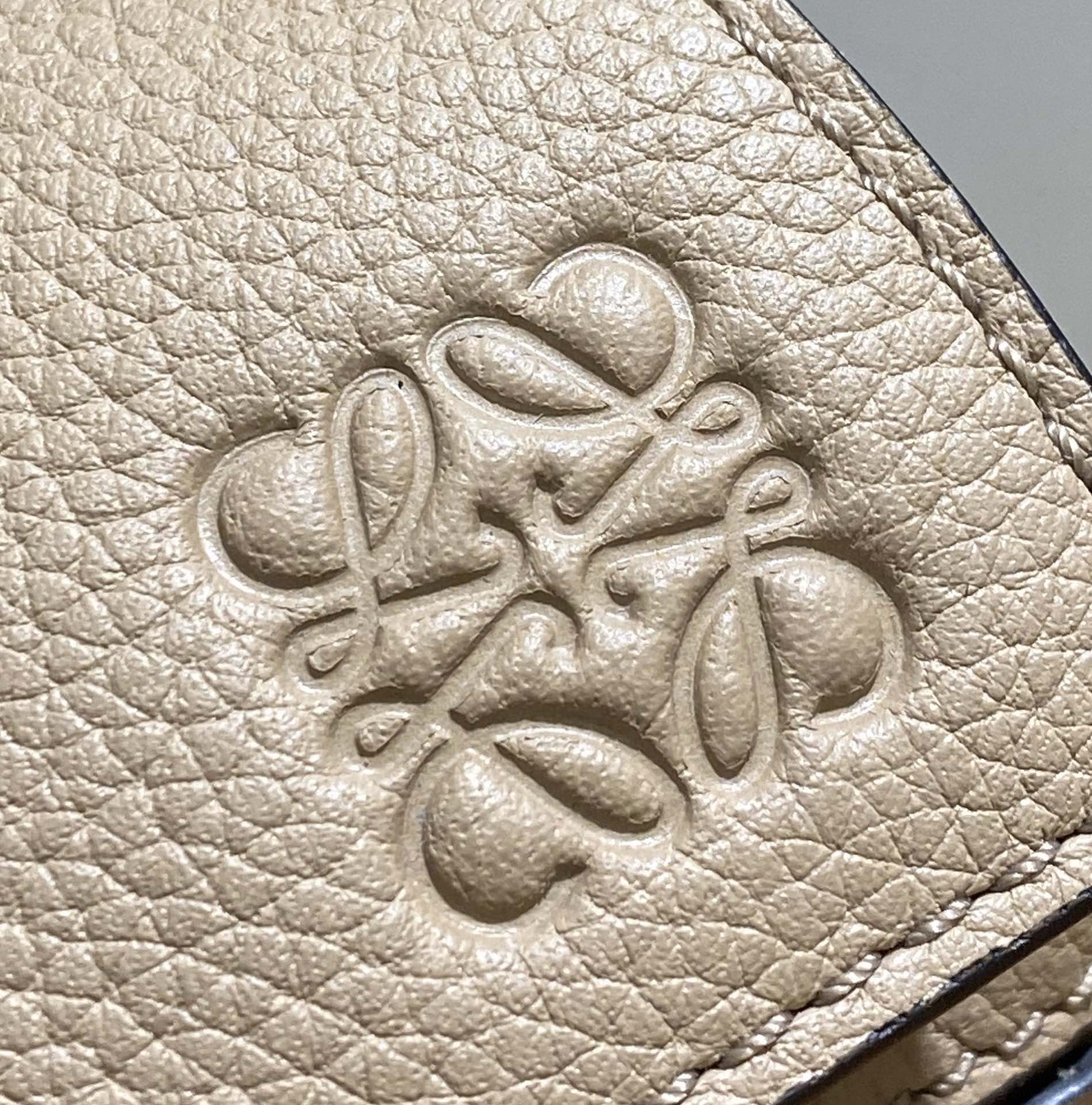 Loewe Puzzle Small Bag-24*10*14CM