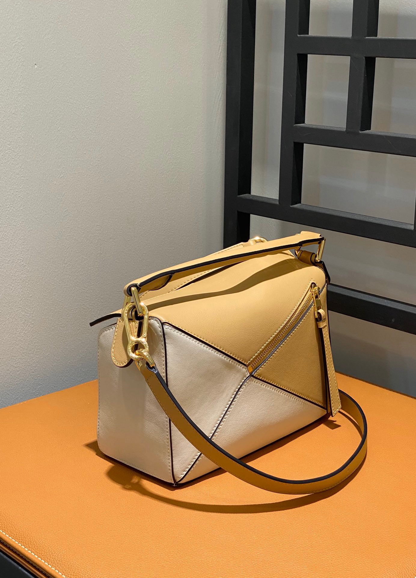 Loewe Puzzle Small Bag-24*10*14CM