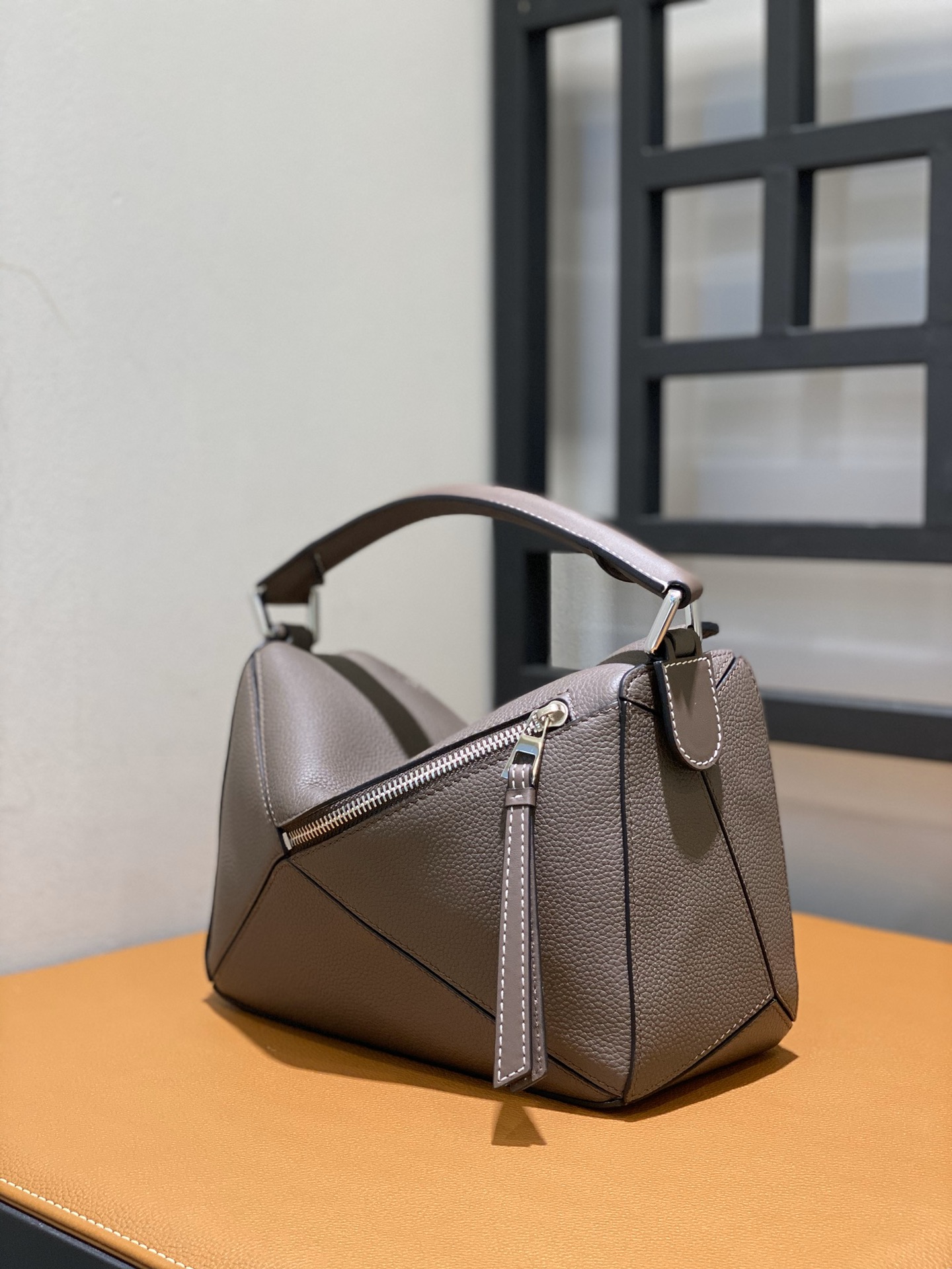 Loewe Puzzle Small Bag-24*10*14CM