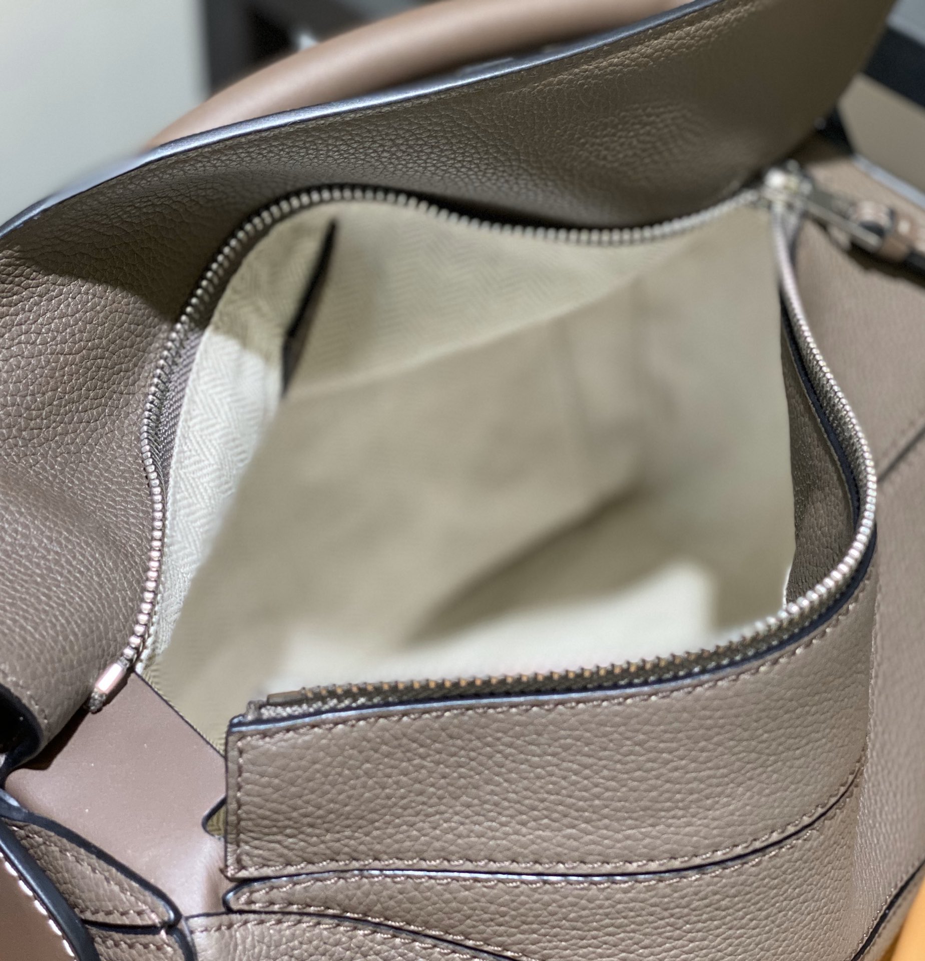 Loewe Puzzle Medium Bag-29*18*12CM