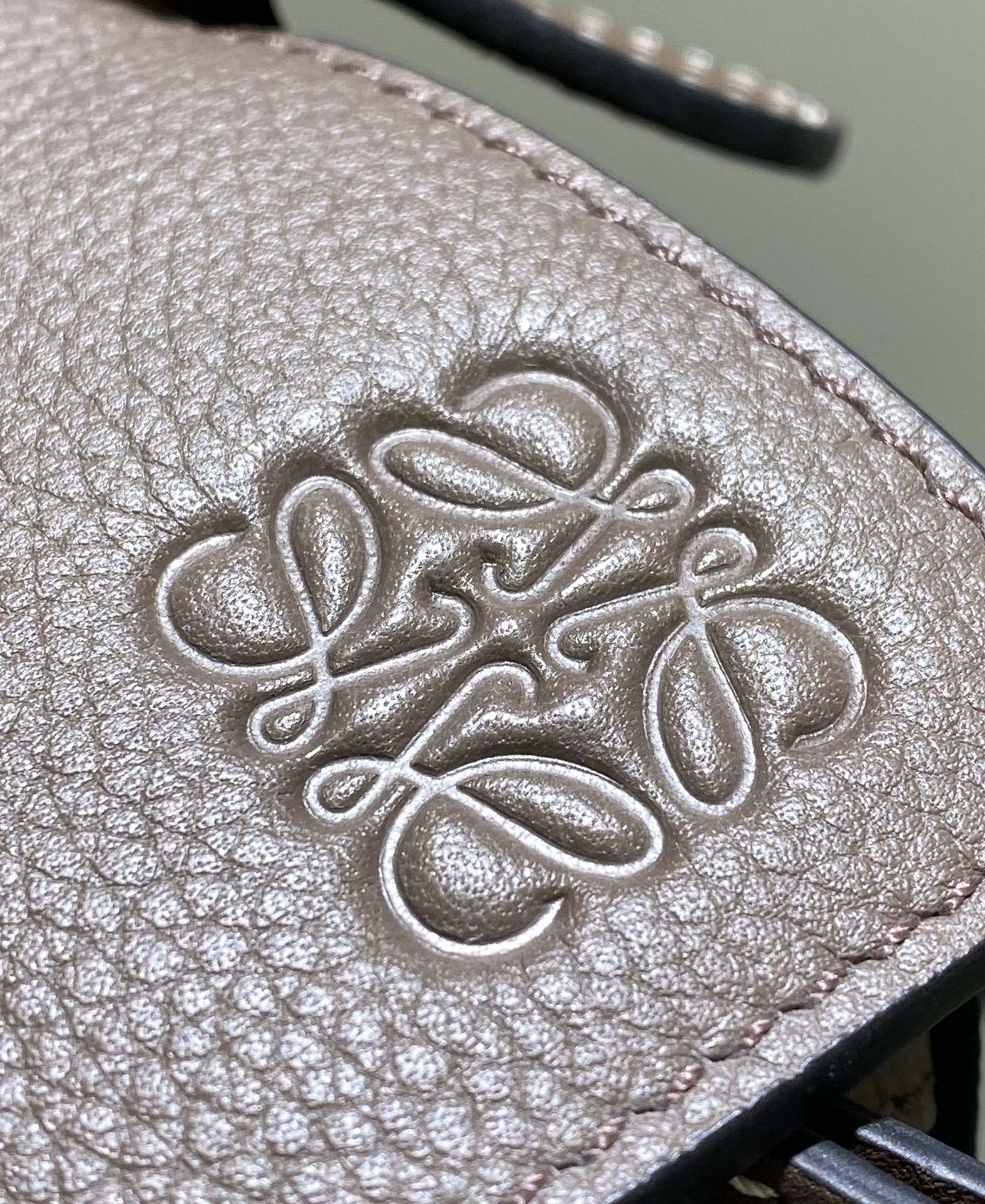 Loewe Puzzle Medium Bag-29*18*12CM