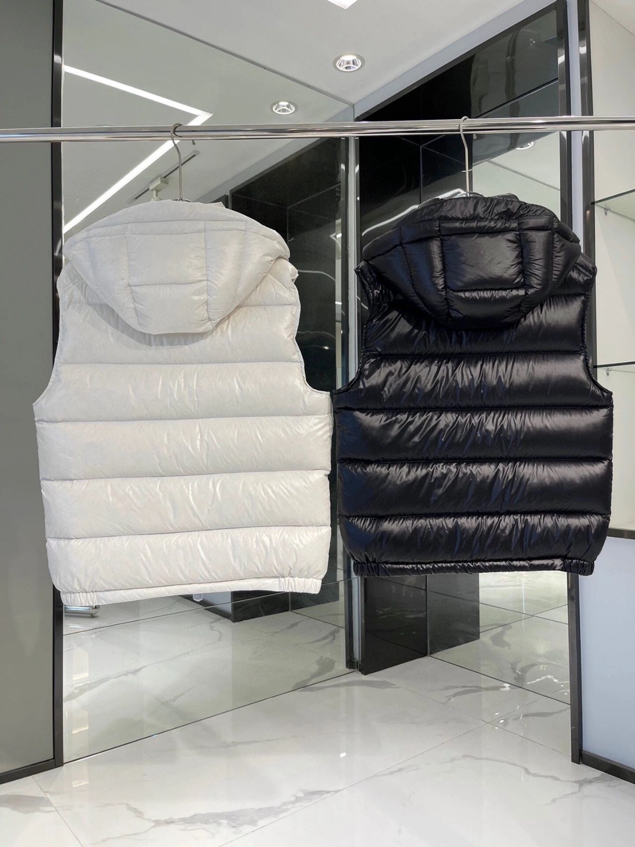 Moncler vest