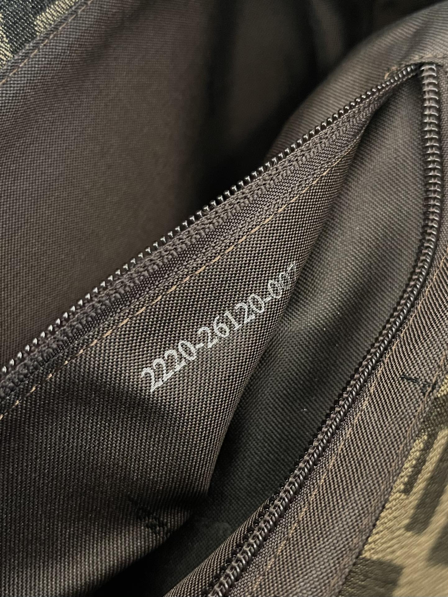 F**di vintage tote-27x13x37cm