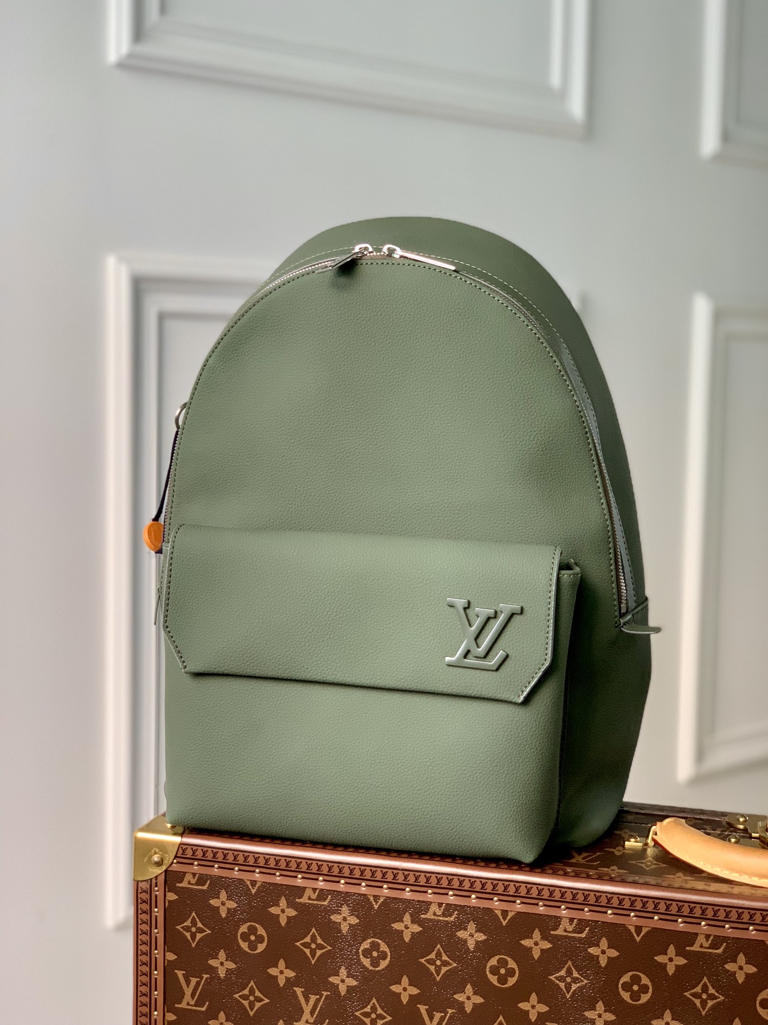 l**is V*t*n aerogram backpack m57079-43*30*14cm