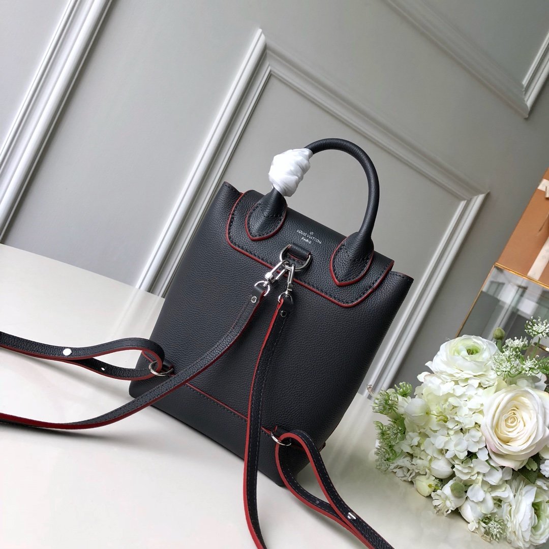 l**is V*t*n backpack m54573-16*19.4*10cm