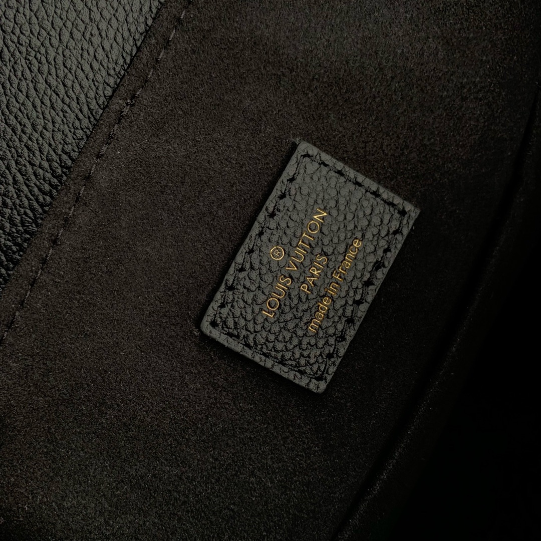 l**is V*t*n backpack m47106-20 x 22 x 14cm