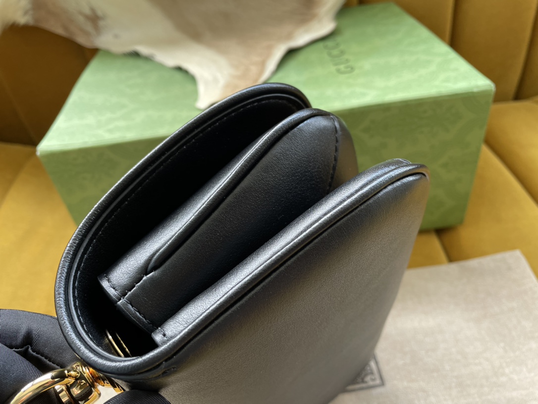 G*u*i blondie shoulder bag-22*13*5.5cm