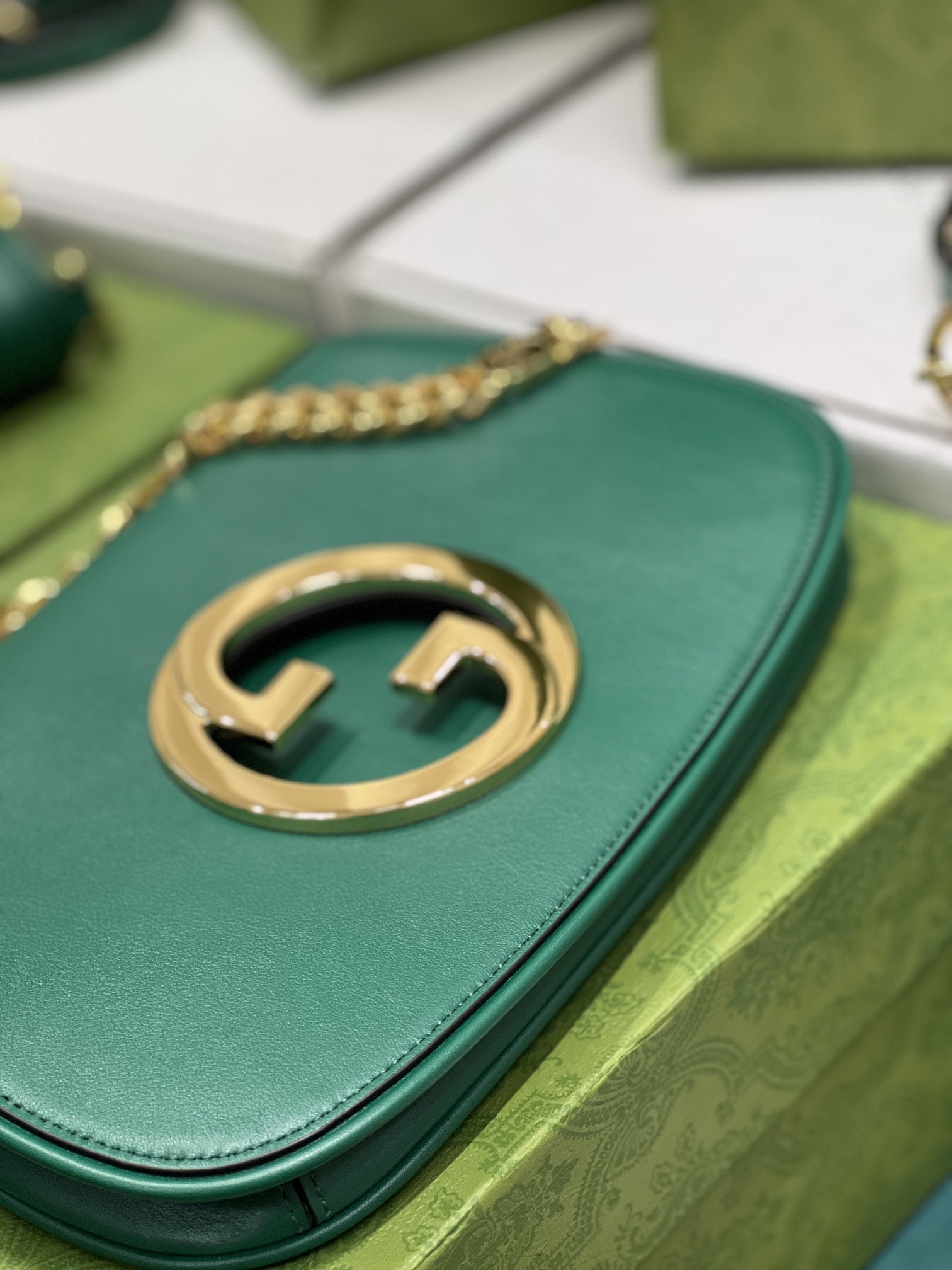 G*u*i blondie shoulder bag-28*16*4cm