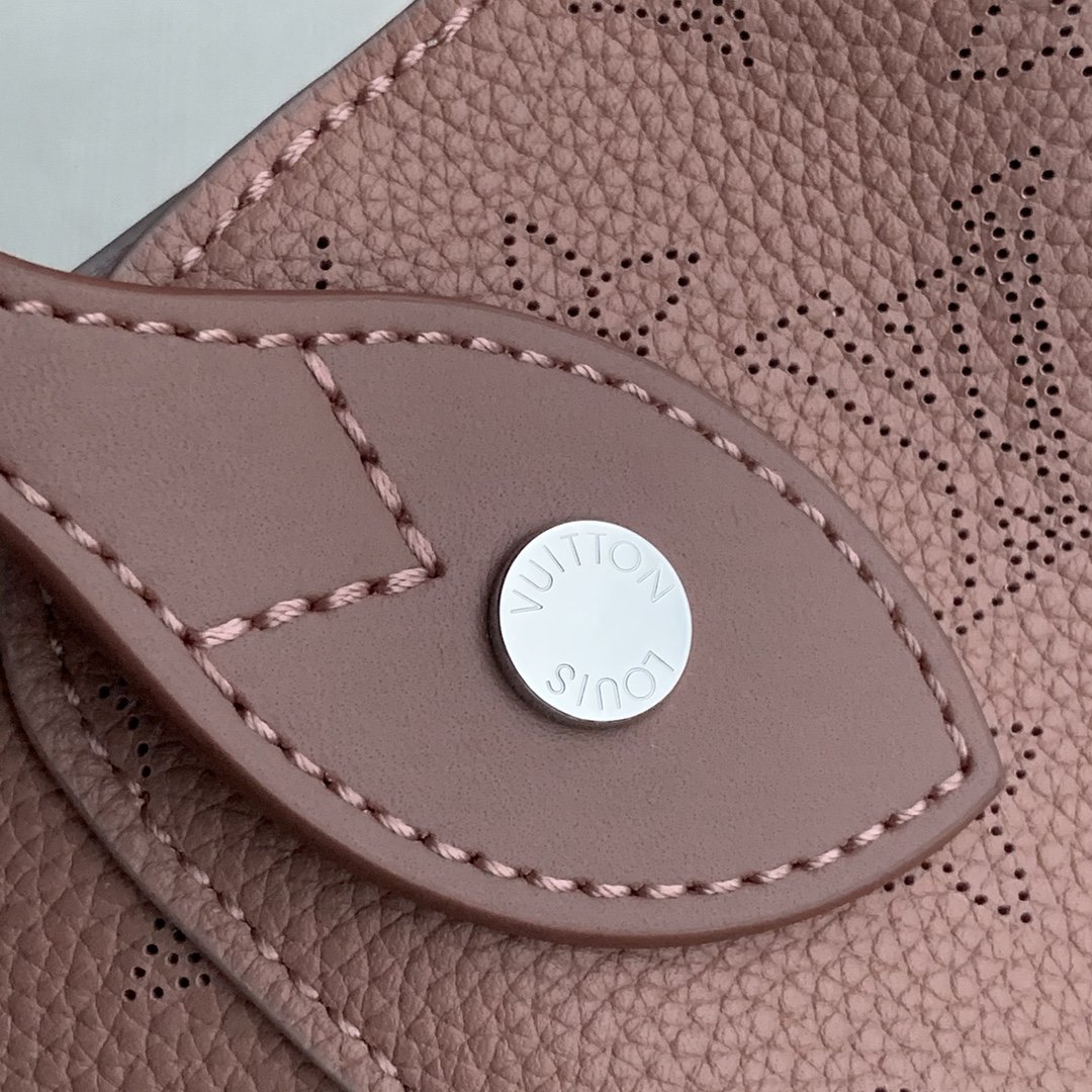 l**is V*t*n hina handbags-34*19*13cm