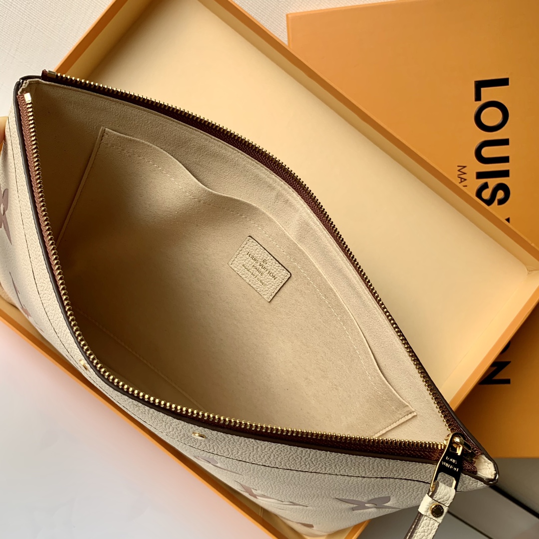 l**is V*t*n pouch-29.5*21*1 cm