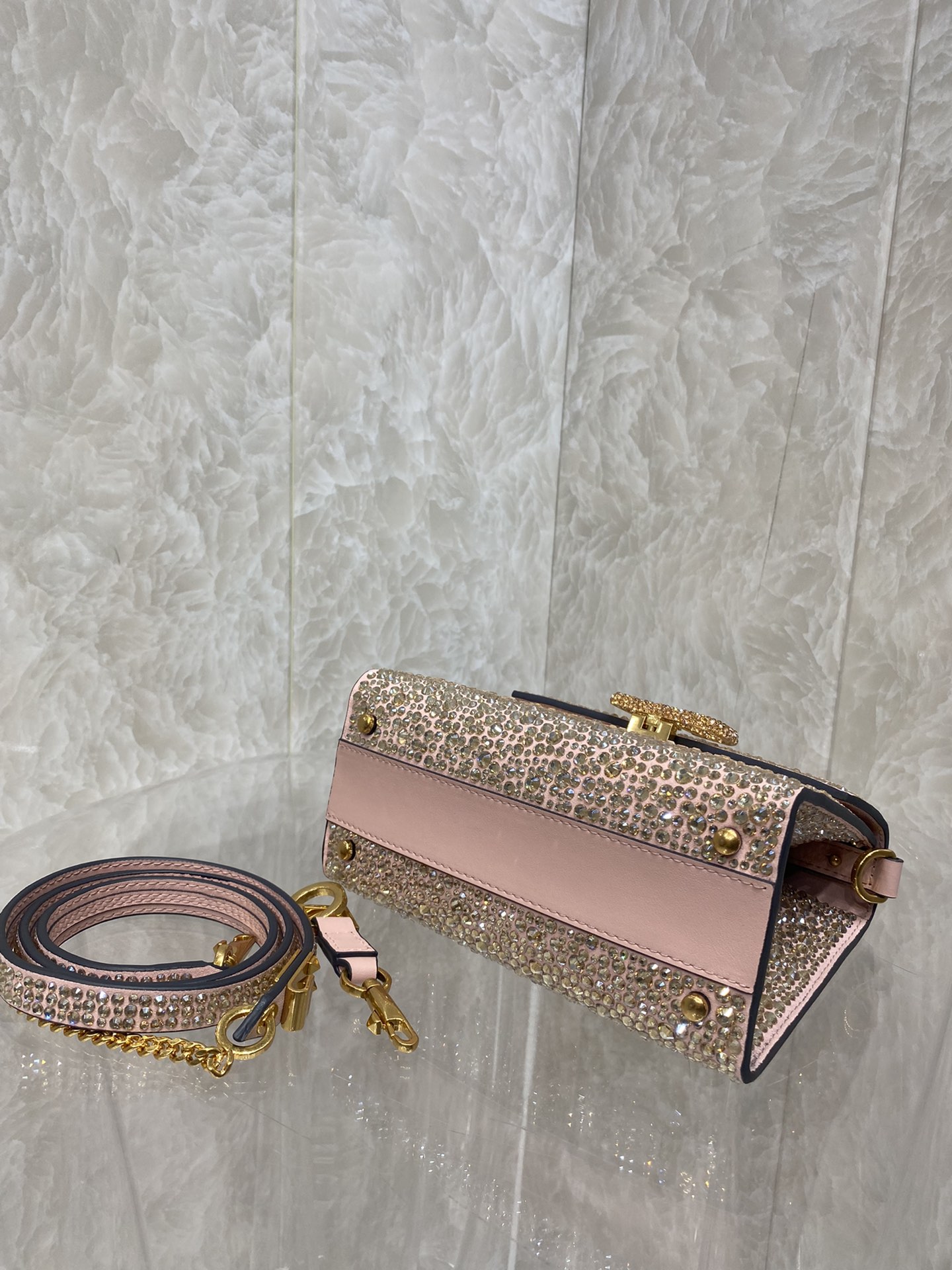 Valentino Vlogo Signature Chain Bag-19*13*9CM