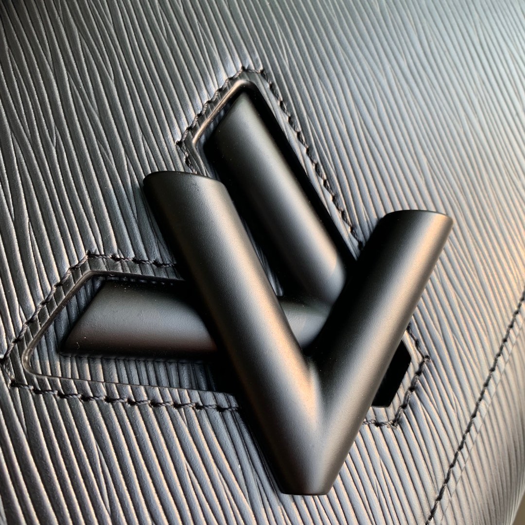 l**is V*t*n twist mm-23*18*8cm