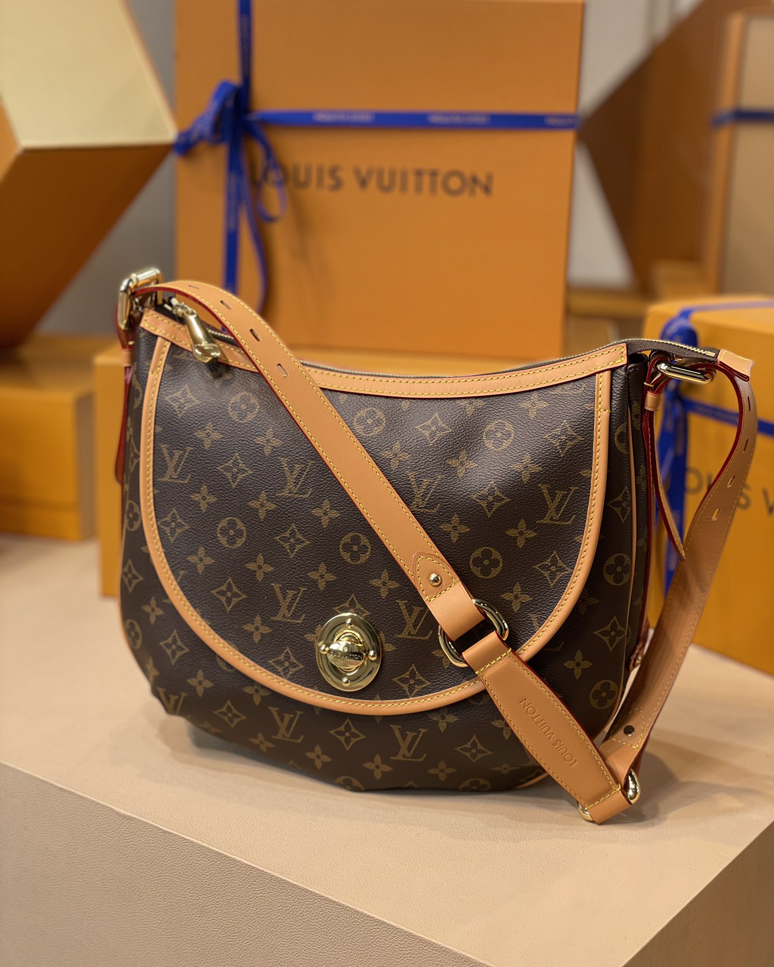 l**is V*t*ntulum bag- m40075-34x28x14cm