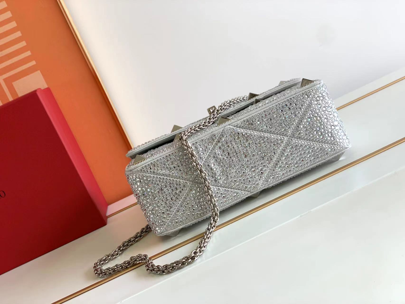 Valentino Roman Stud The Soulder BAG In Nappa With Chain-26x16x8CM