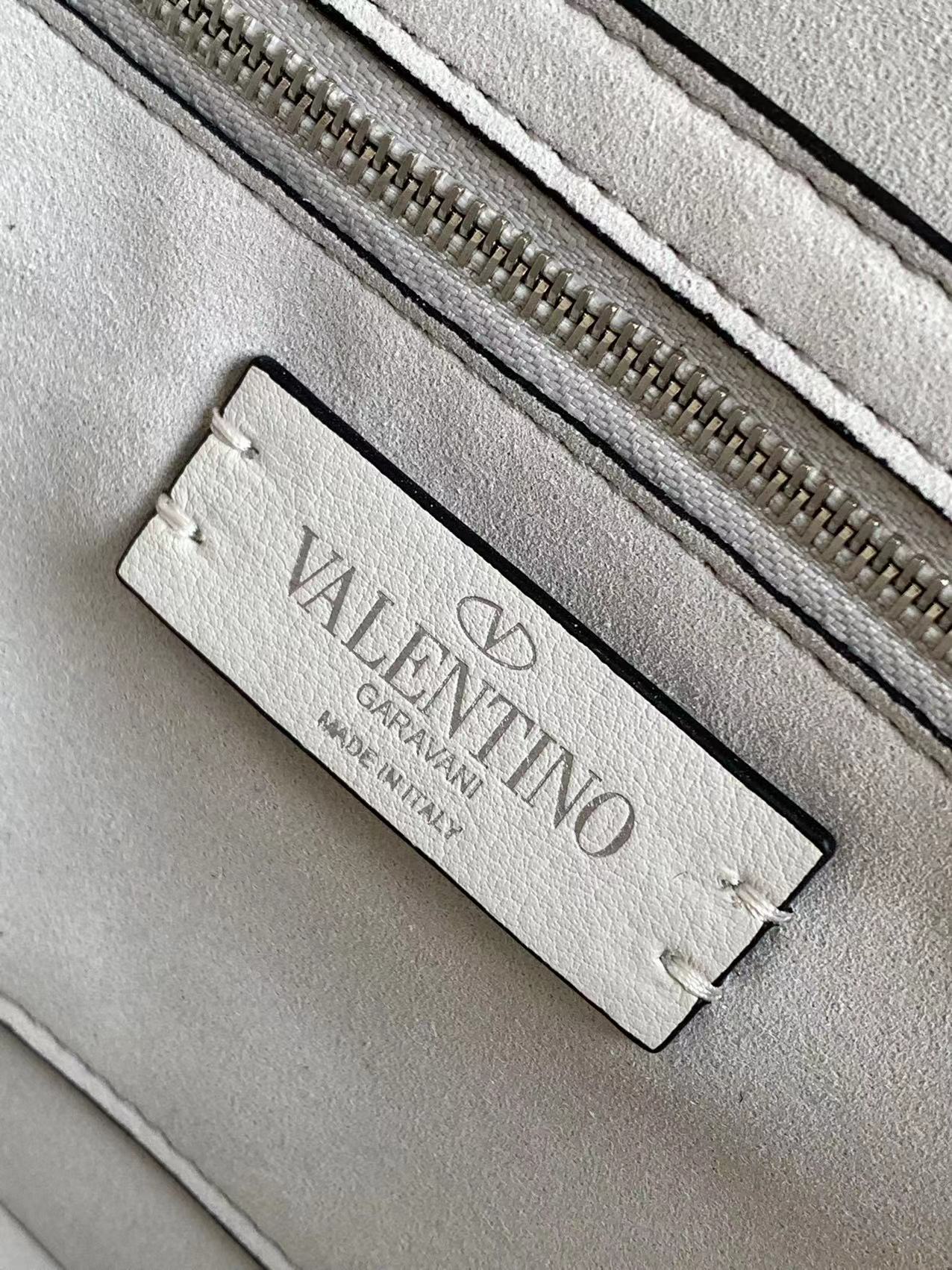 Valentino Roman Stud The Soulder BAG In Nappa With Chain-26x16x8CM