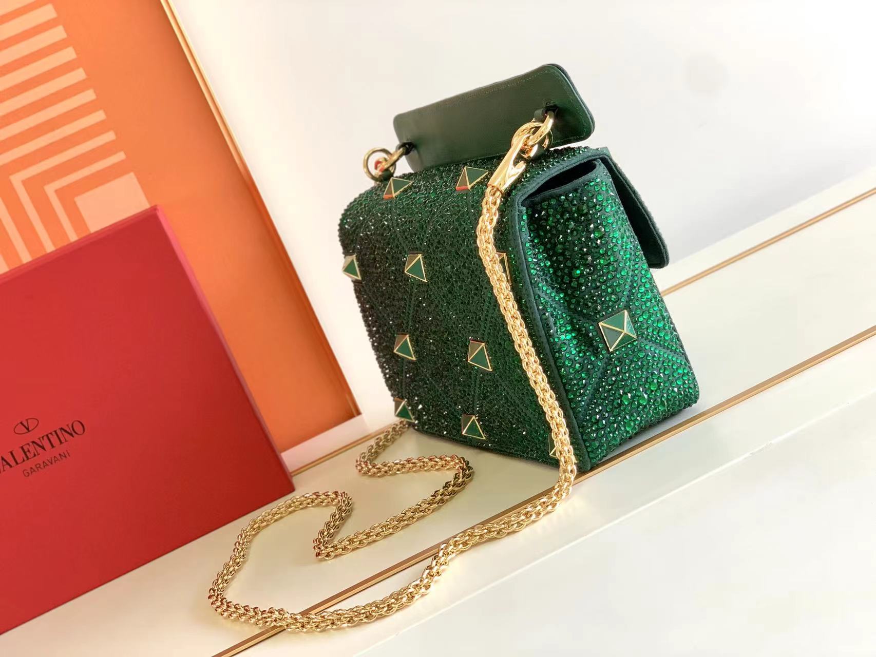 Valentino Roman Stud The Soulder BAG In Nappa With Chain-26x16x8CM