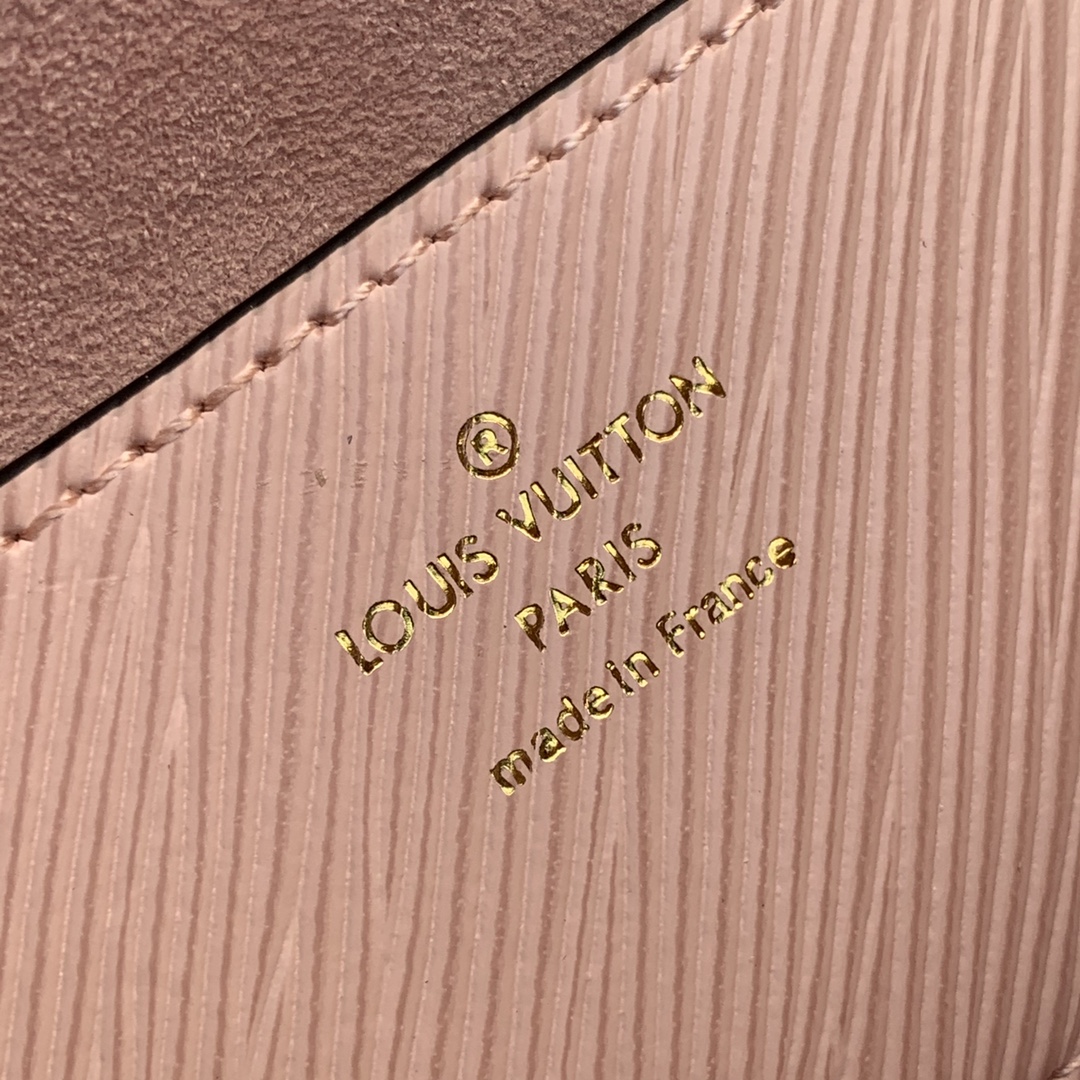 l**is V*t*n twist mm-23*17*9.5cm