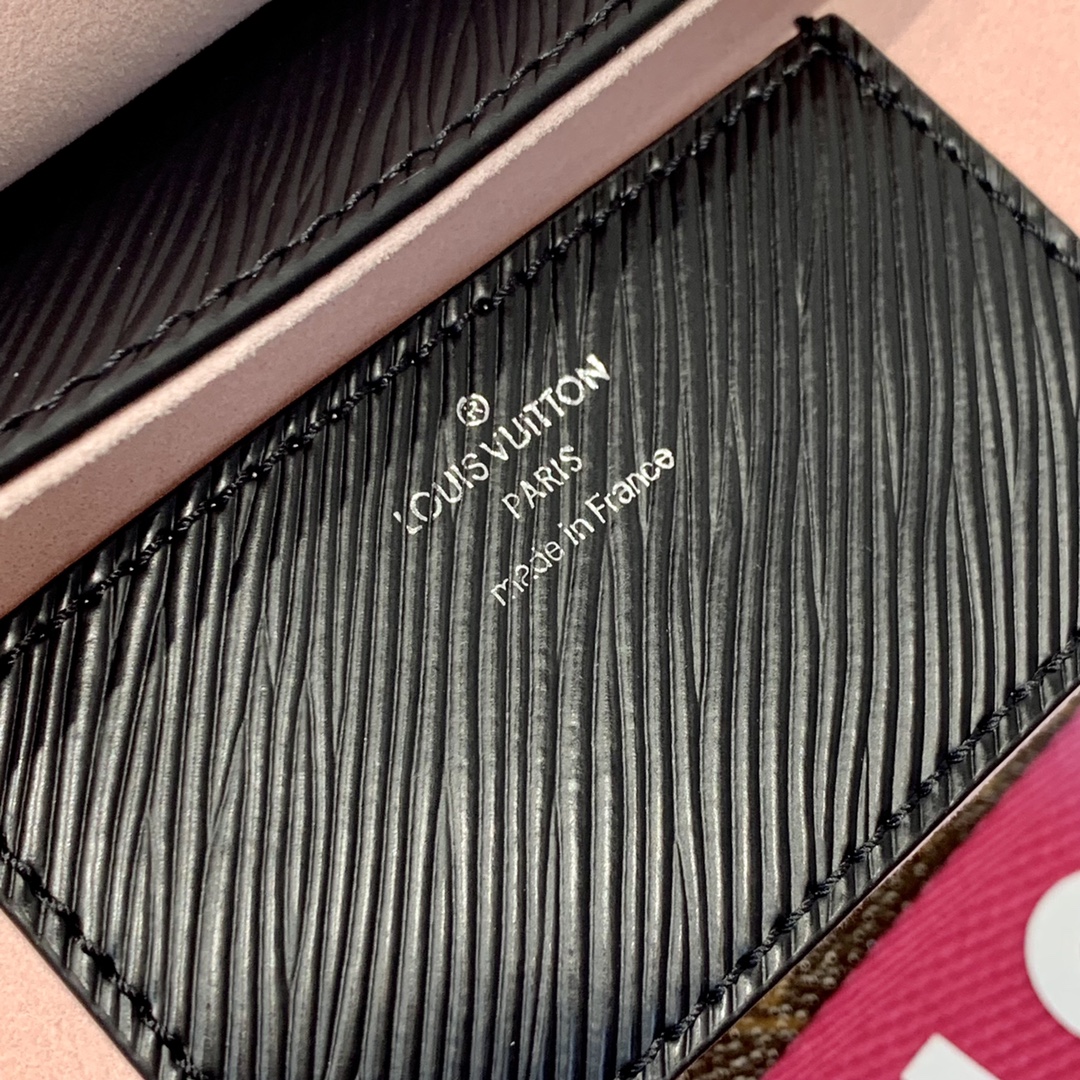 l**is V*t*n twist mm-23*18*8cm