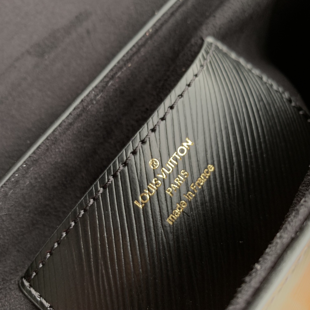 l**is V*t*n twist mm-23*18*8cm