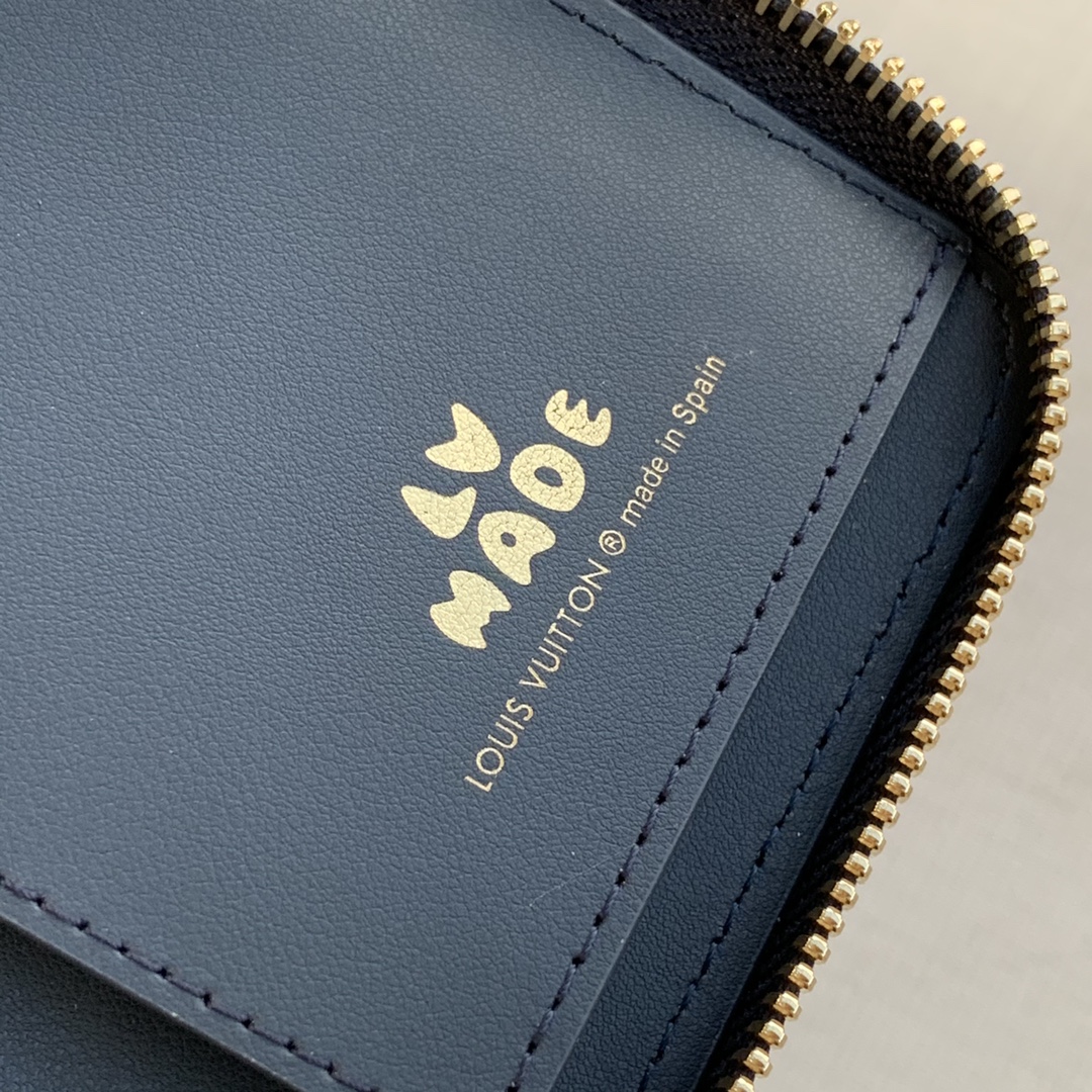 l**is V*t*n zippy vertical wallet m63095-20*10cm