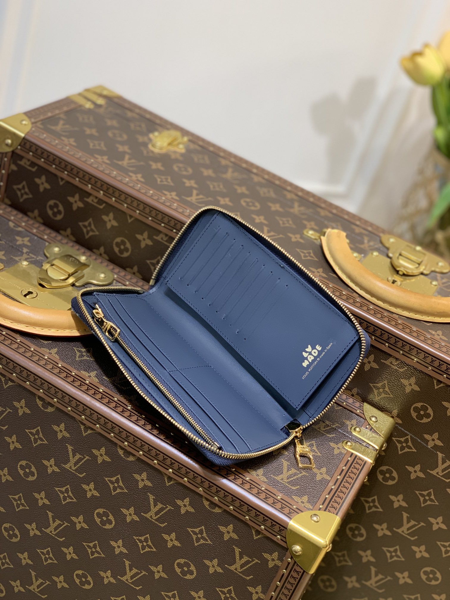 l**is V*t*n zippy vertical wallet m63095-20*10cm