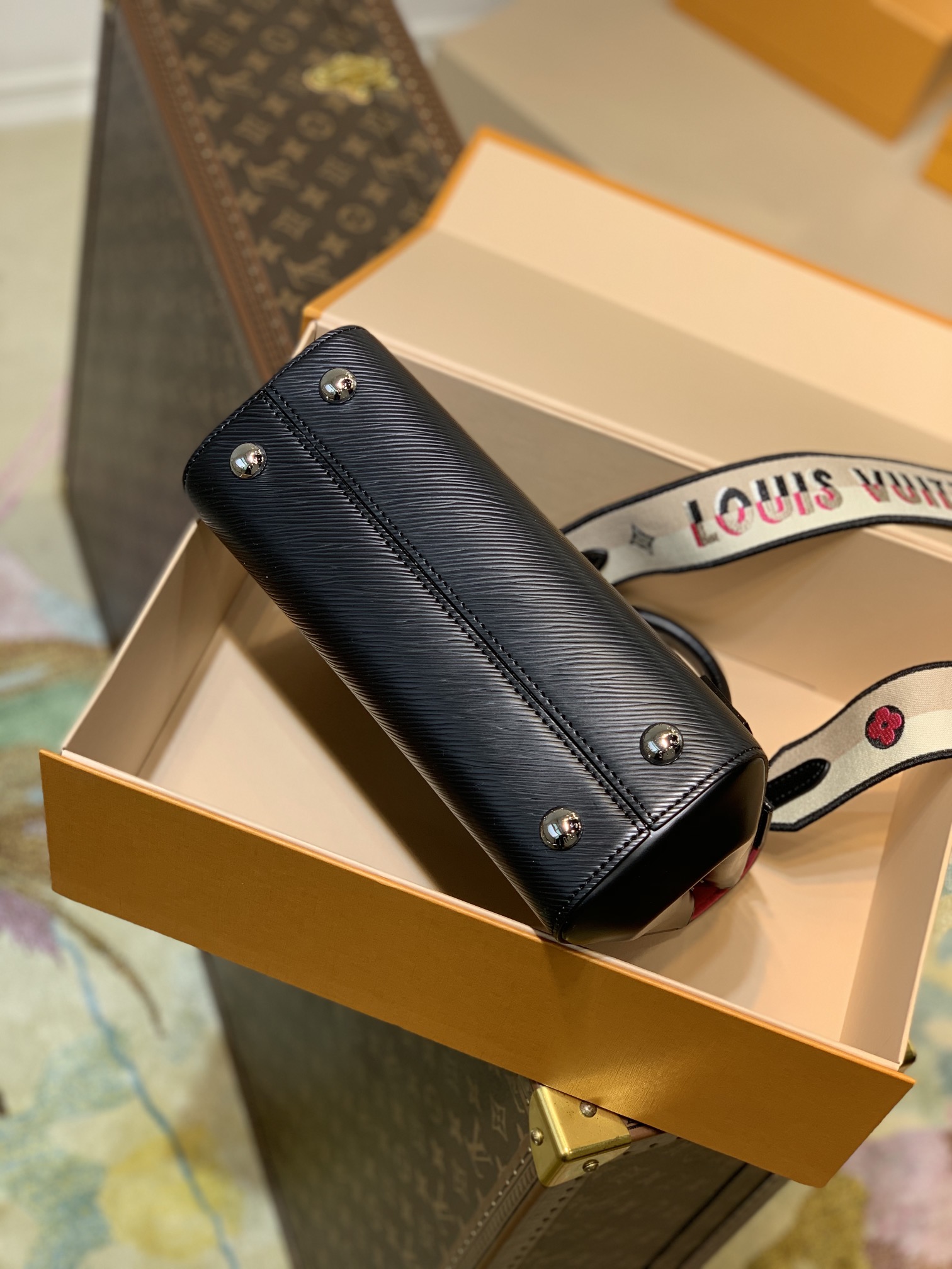 l**is V*t*n cluny bb handbags-m41305-28*19*11cm