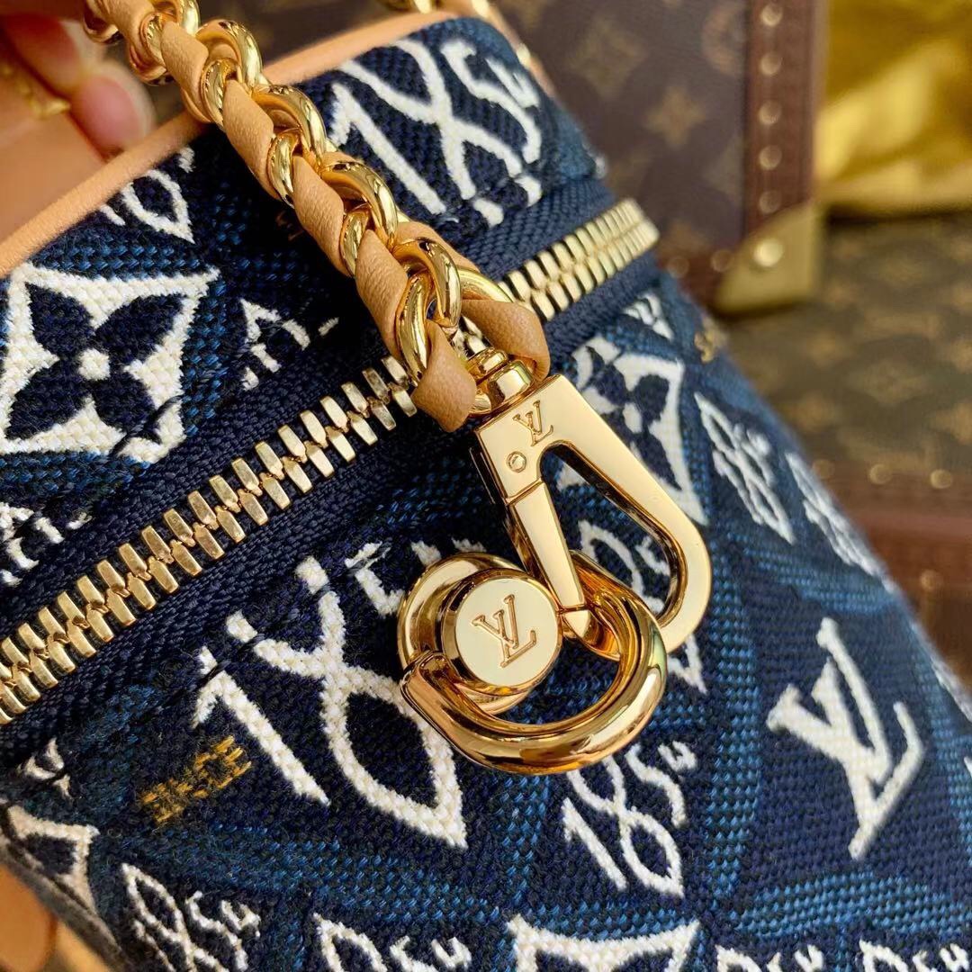 l**is V*t*n since 1854 vanity-14*19*10cm