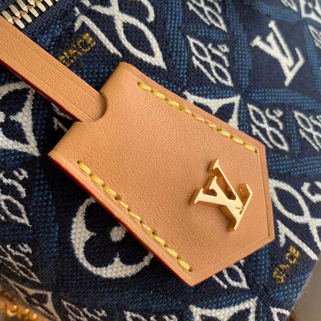 l**is V*t*n since 1854 vanity-14*19*10cm