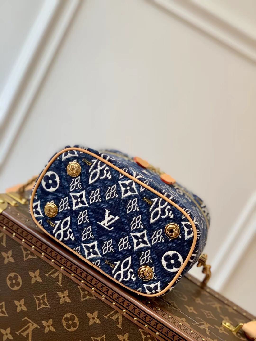 l**is V*t*n since 1854 vanity-14*19*10cm