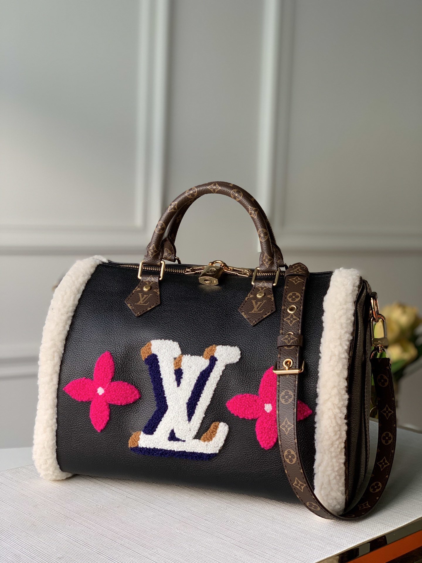 l**is V*t*n speedy 30 bandoulière-30*21*17cm