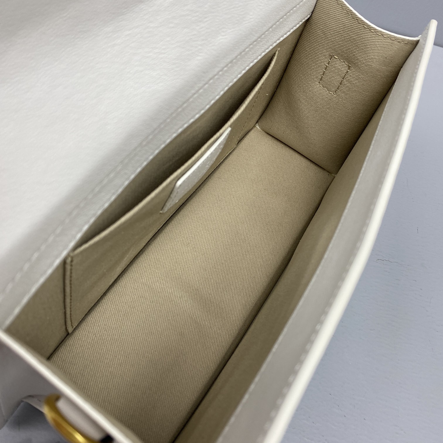 Jacquemus Large Bamnino Bag-24x13x7CM